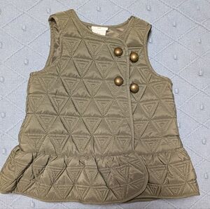 Aspen Rise Kids Quilted Vest in Olive Green
